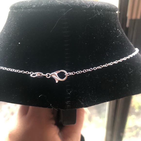 Clear Quartz Pendant on Silver chain necklace - Picture 3 of 3